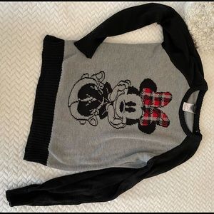 Minnie Mouse sweater